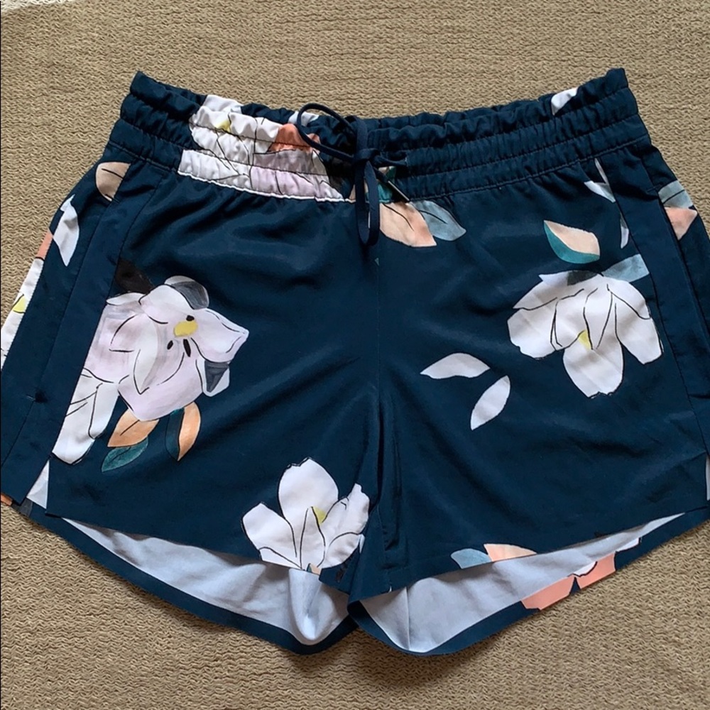 Athleta flower print shorts